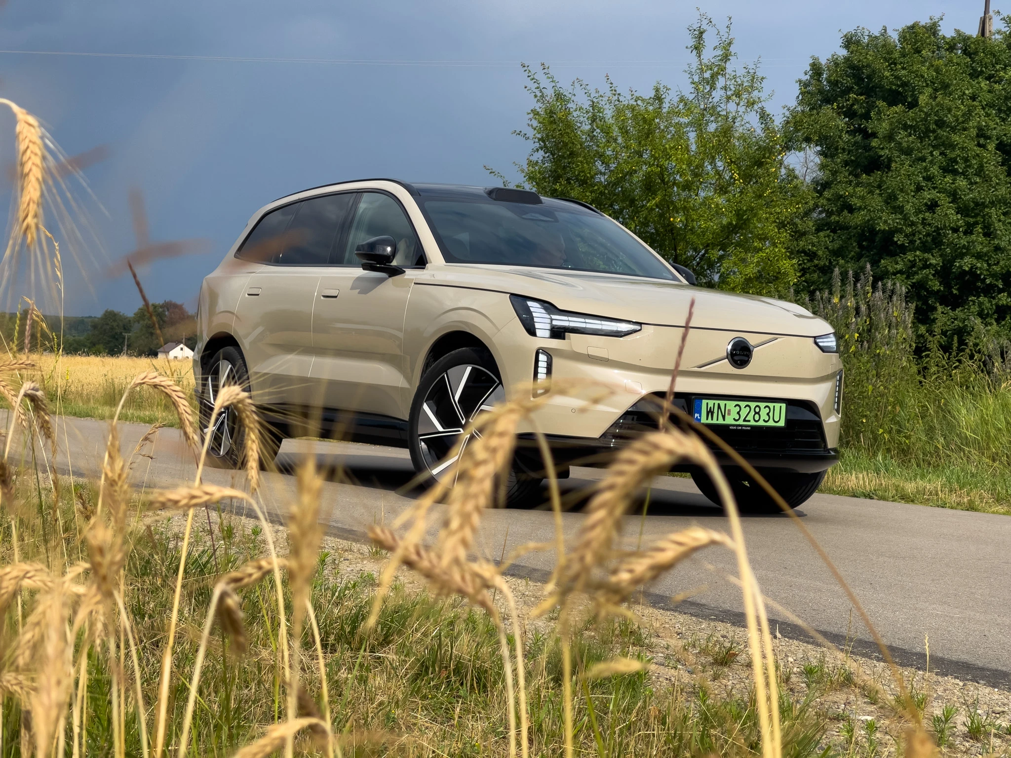 https://cdn-ab.spidersweb.pl/2025/10/volvo-ex90-test-20.jpg