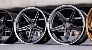 Zmień wygląd auta w 60 minut: jak wybrać idealne felgi w SportWheels