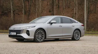 Tydzień z Bestune B70. Ruszanie z automatyczną skrzynią biegów też może być trudne