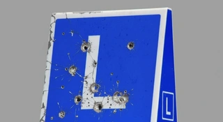 Ktoś mnie uderzył z tyłu. Nie mogę się doliczyć, który to już raz