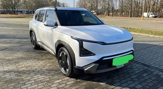 Najnowsza Kia w polskich ogłoszeniach. Za 60 tys. zł mniej niż w salonie