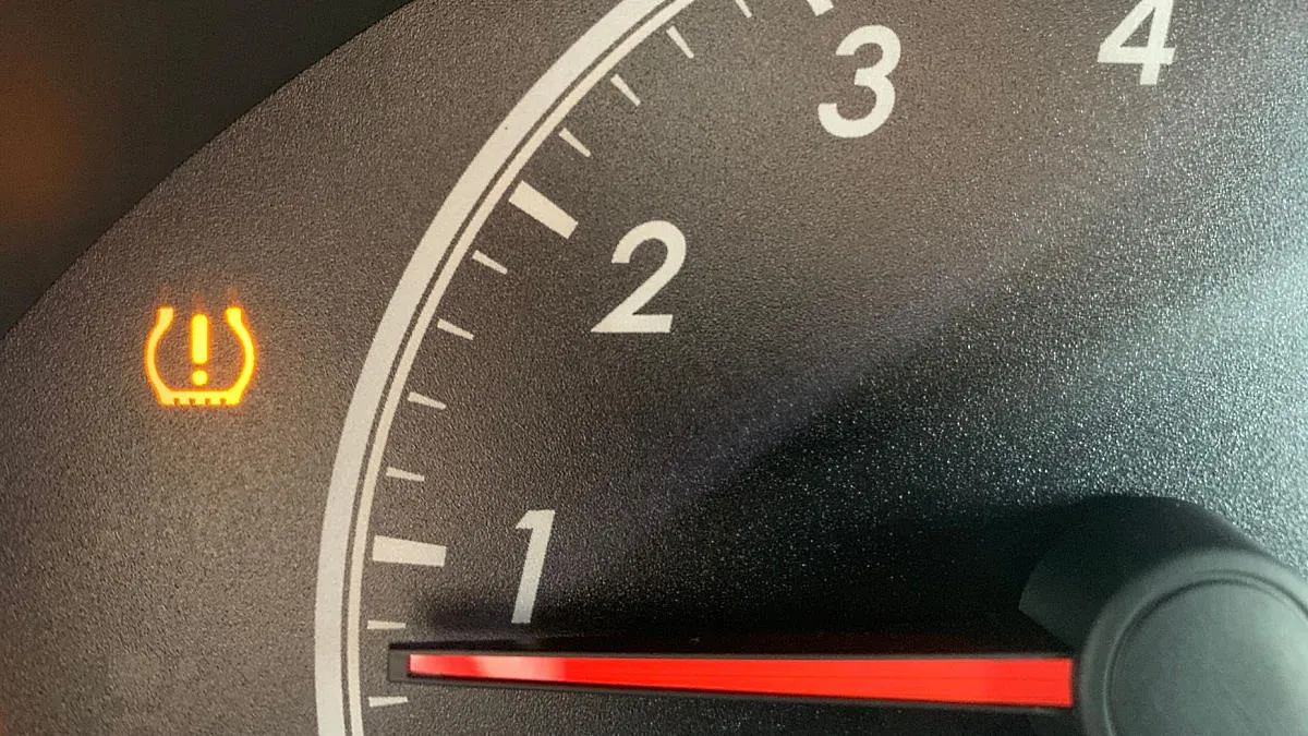 kontrolka ciśnienia opon