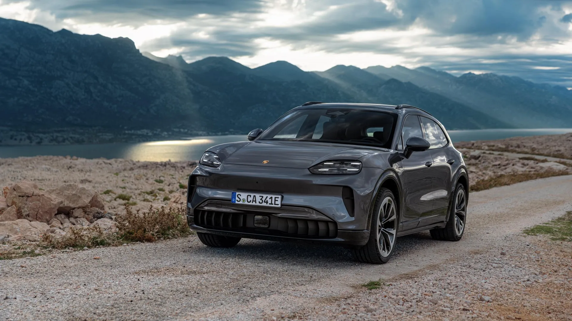 https://cdn-ab.spidersweb.pl/2025/11/porsche-cayenne-electric-2026-premiera-2.jpg