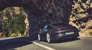Porsche ma tryb jazdy w tunelu. Nikt nie prosił, każdy potrzebował