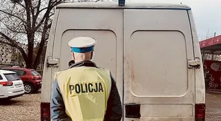 Kompromitacja władz. Przez 12 lat kierowca jeździł busem bez badania technicznego i nikt go nie złapał