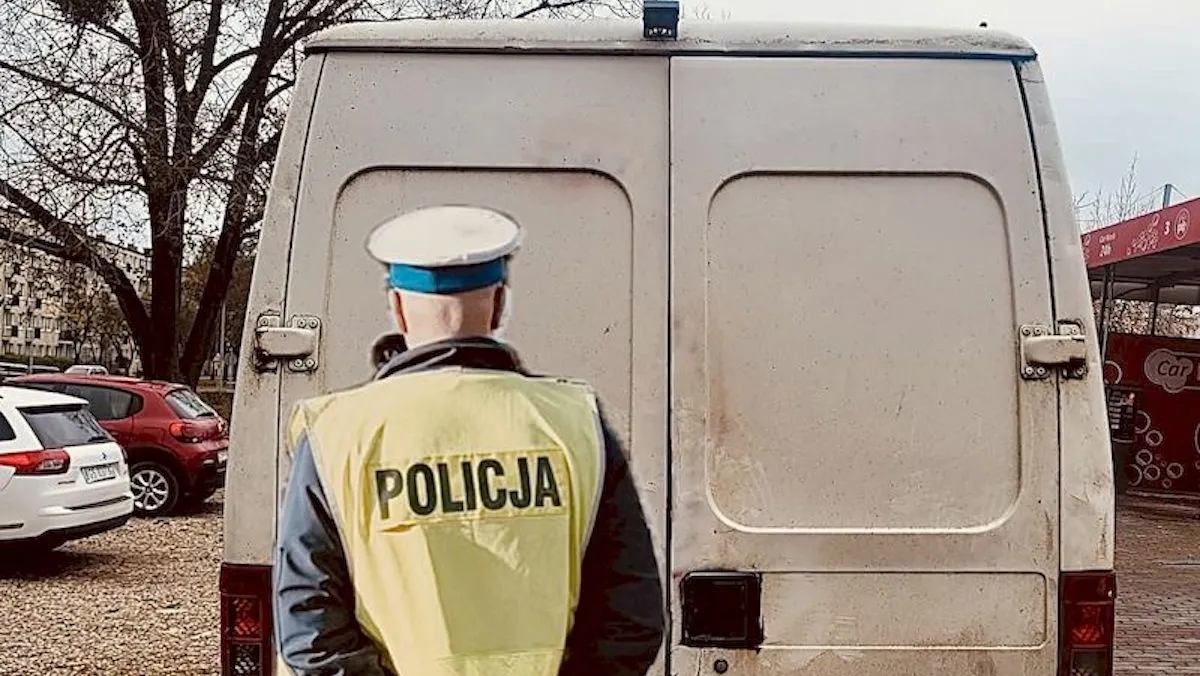 Kompromitacja władz. Przez 12 lat kierowca jeździł busem bez badania technicznego i nikt go nie złapał