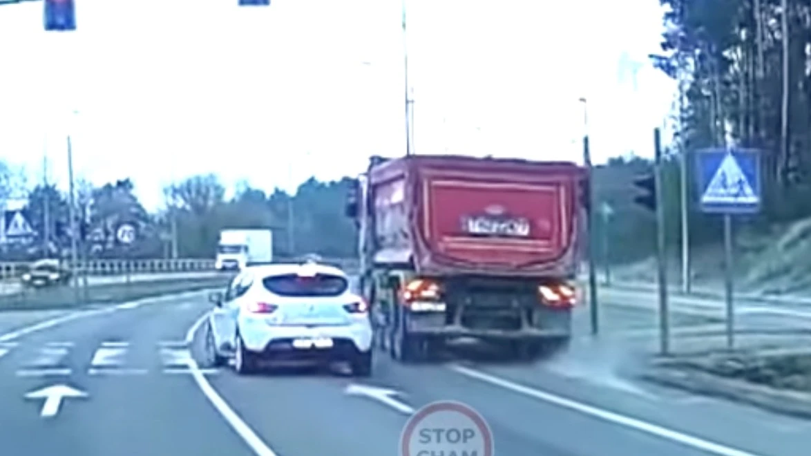 Czasami lepiej nagiąć przepisy. Patrz w lusterko i dodaj gazu