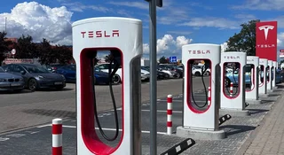 Powrót darmowego ładowania do Tesli. Wybrane modele