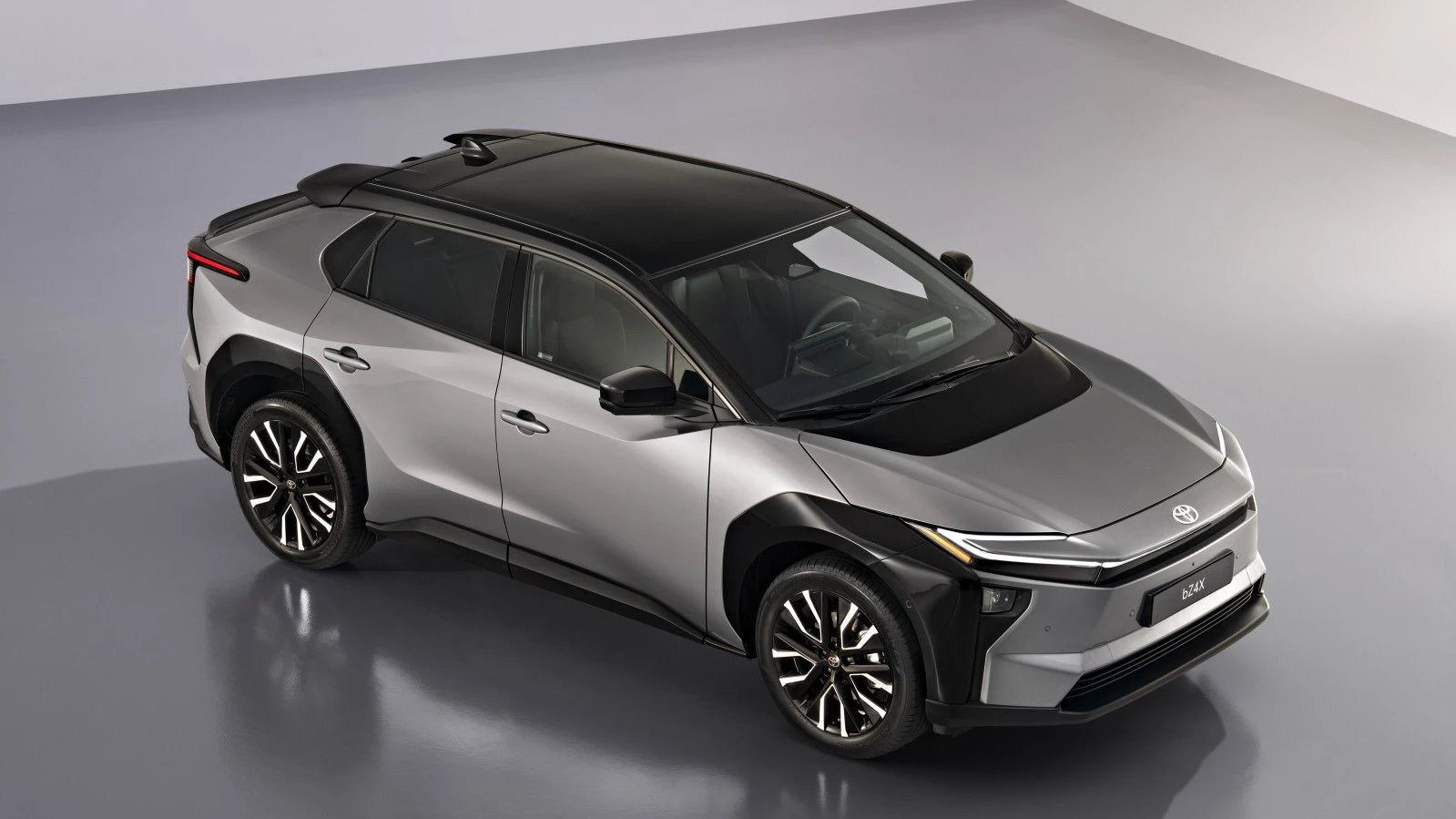 Toyota nie wierzy w samochody elektryczne. Nowa fabryka pod znakiem zapytania