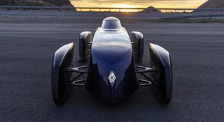 Renault Filante łamie bariery. Ja łamię głowę, gdzie korzyść