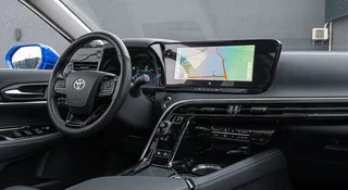 Kupili nowe Toyoty, teraz pozywają producenta. Nie ma gdzie ich zatankować