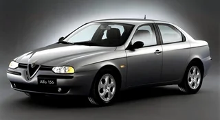 Włoskie auta-zombie kupiono jako nowe. Fiat Coupe i Alfa 156 wciąż znajdują pierwszych właścicieli