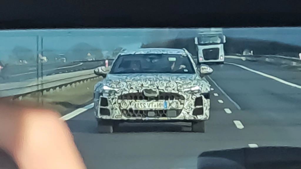 Audi testuje sportowe kombi. Jedna kwestia jest niepokojąca