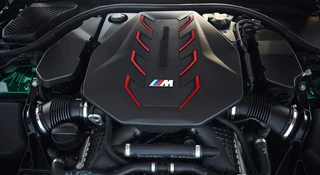 Tym będziecie jeździć po 2035 roku. Spalinowe legendy powrócą