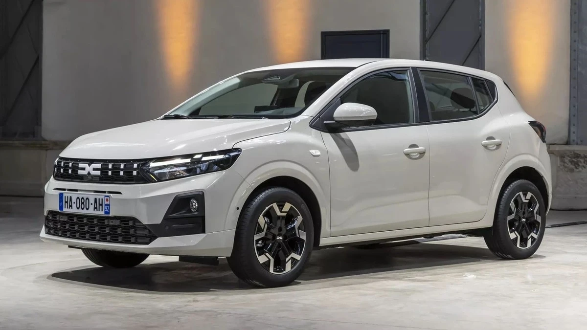 Dacia Sandero cena 2025