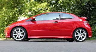 Te młode klasyki podrożeją w 2026 r. Przynajmniej tak uważają specjaliści