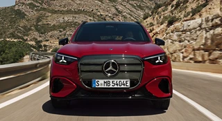 SUV Mercedesa w nowej wersji. Teraz pomieści też teściową i pieska