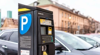 Fałszywe mandaty za parkowanie. Oszuści udają Ministerstwo Finansów