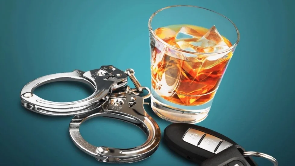 Sąsiad się dowie, że masz przypał. Nadchodzi publikacja wizerunku osób z sądowym zakazem prowadzenia