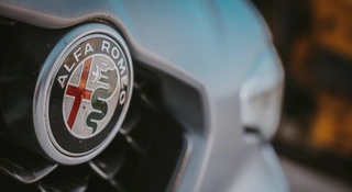 Alfa Romeo sprzedaje się zbyt dobrze. Włosi mają plan jak to popsuć