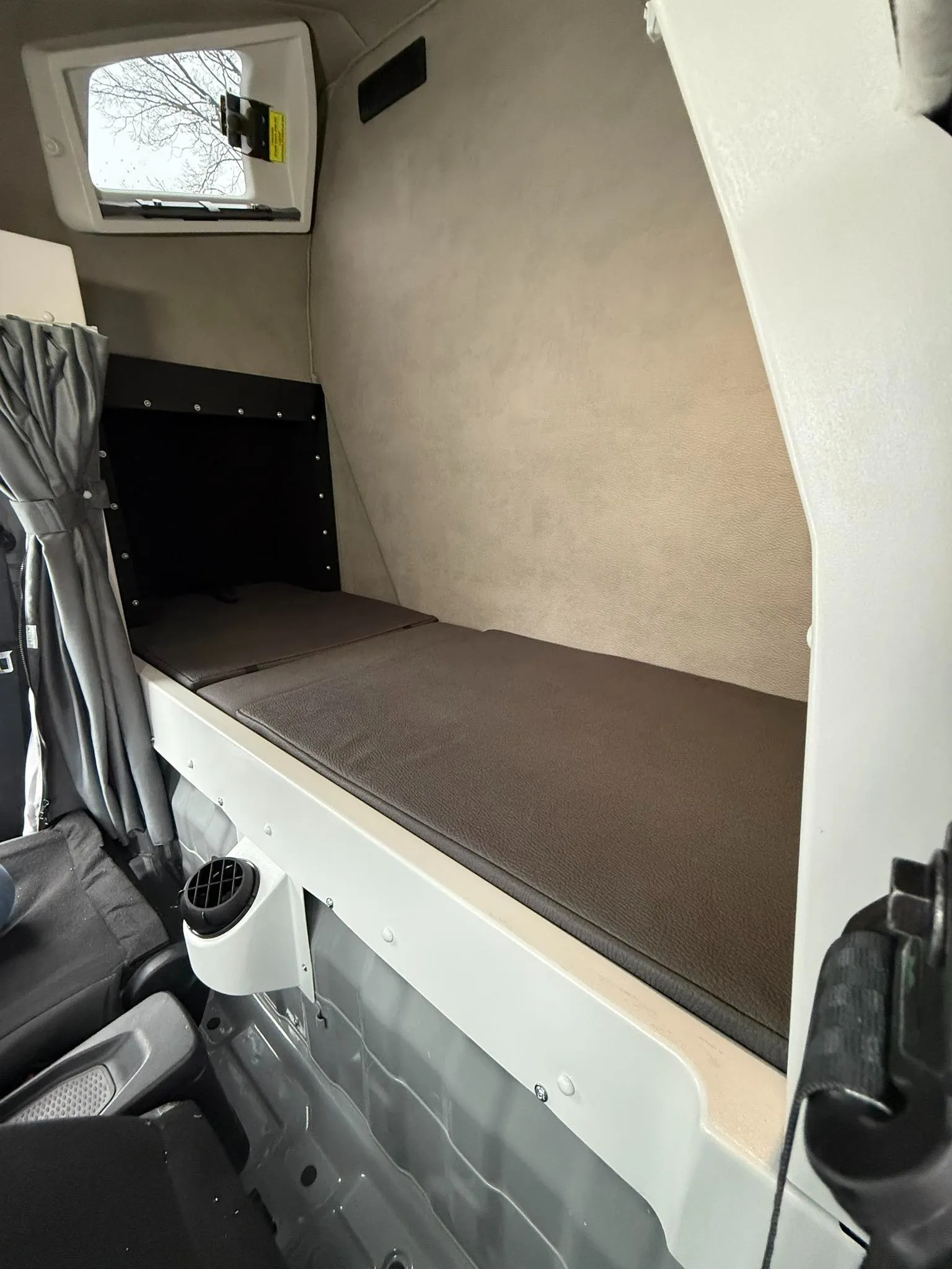 zdjęcie: Lamax, pobrane zgodnie z prawem dozwolonego cytatu