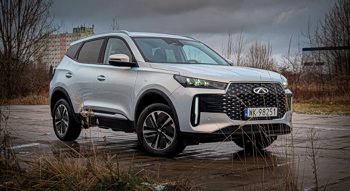 Image for Test Chery Tiggo 4. Toyotę aż zabolało nadkole