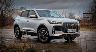 Test Chery Tiggo 4. Toyotę aż zabolało nadkole