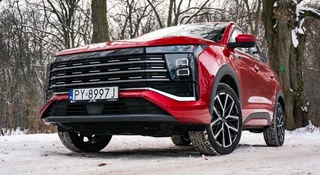 Test JAC JS8 Pro. Cennik należy zamocować przed oczami