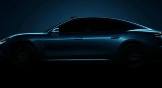 Oto Porsche Taycan z Chin. Przyjedzie w kontenerze