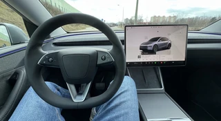 Zwykły obywatel jeździ nieoznakowanym samochodem. Mandaty w hurcie