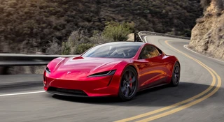 Wielki sekret Tesli rozwiązany. Przyspieszy do setki w sekundę