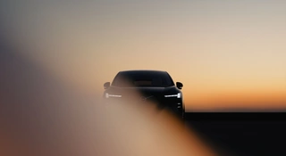 Nowy SUV Volvo przed premierą. XC60 patrzy z zazdrością, a wy patrzcie szybko