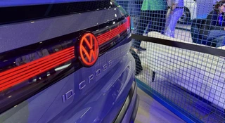 Seryjny Volkswagen ID. Cross przyłapany. Tak wygląda mały SUV za 105 tys. zł