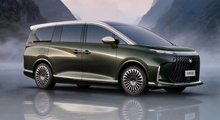 Chińczycy pokazali nietypowego vana. Ma coś z rajdówki i trochę ze Smarta