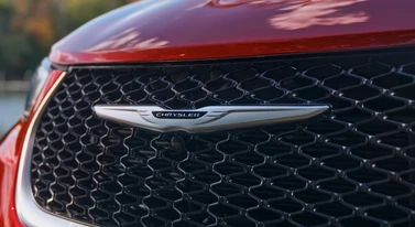 Stellantis pokazał nowego minivana. Ma raptem 10 lat i V6 pod maską