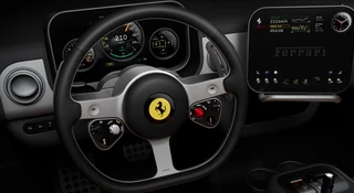 Ferrari zapala światło nad modelem elektrycznym. Ma wnętrze jak z lat 60.