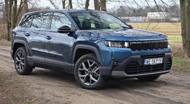 Jeździłem nowym Compassem. Wiem, jaka jest zawartość Jeepa w Jeepie