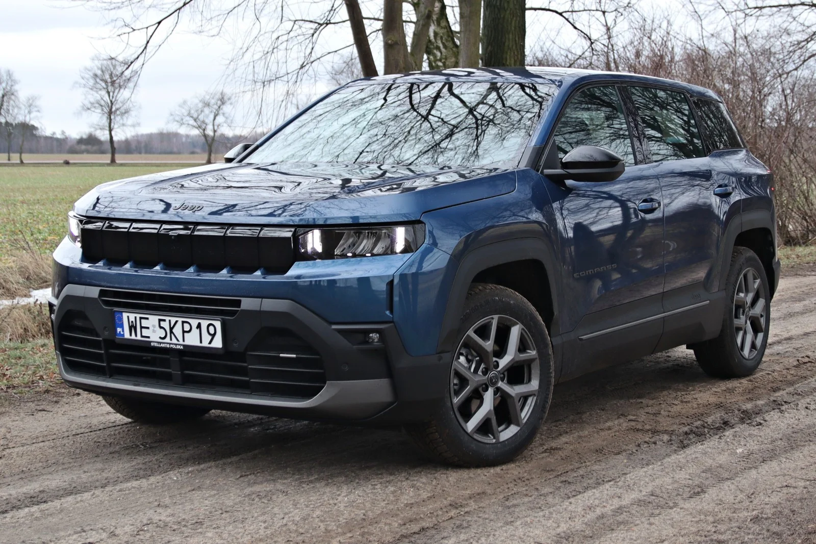 Jeep Compass - przód 