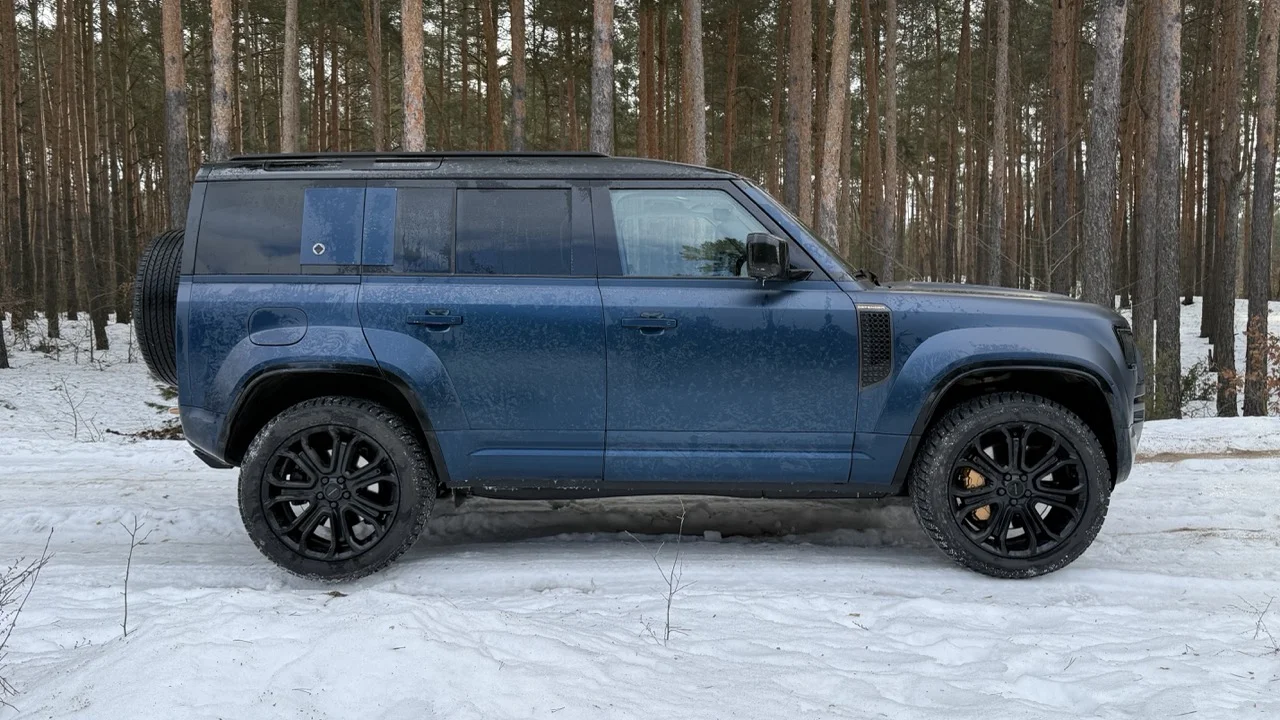 land rover defender octa