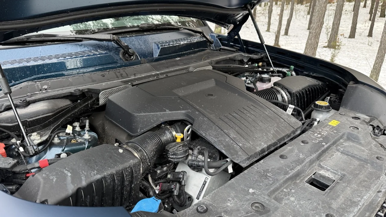 land rover defender octa