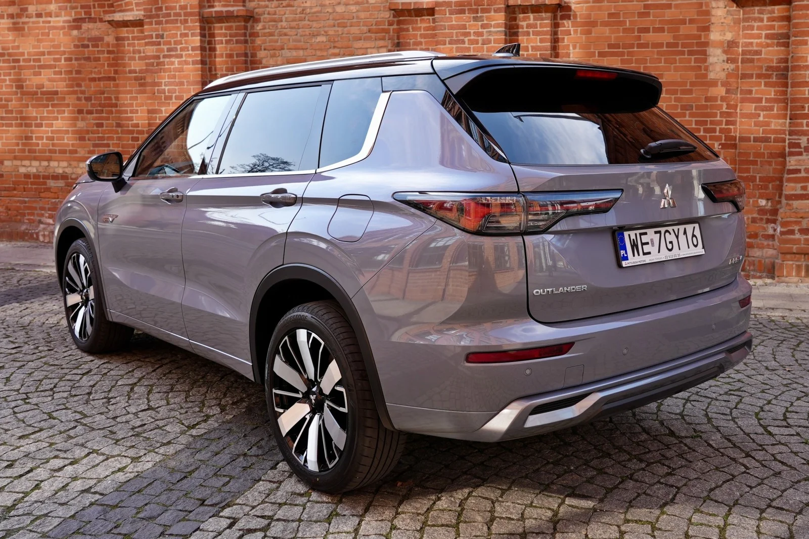 Mitsubishi Outlander PHEV