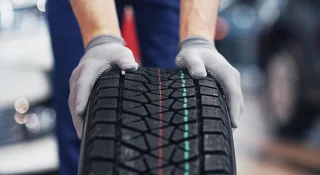 Producenci opon mają problem. Są oskarżeni o zabijanie łososi