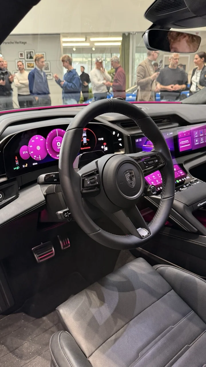 porsche cayenne electric 