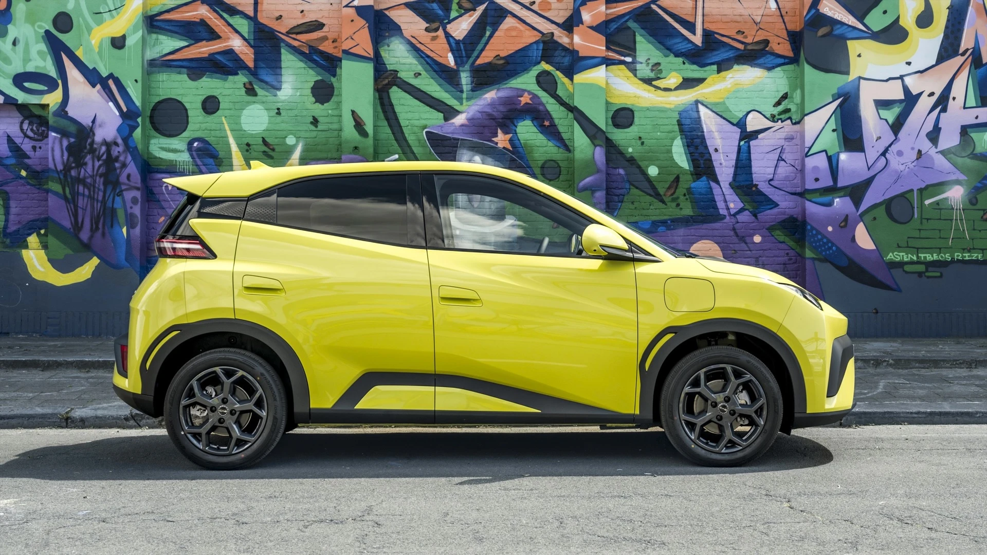 Chińczycy podbili kolejny kraj. Obrali ciekawą strategię