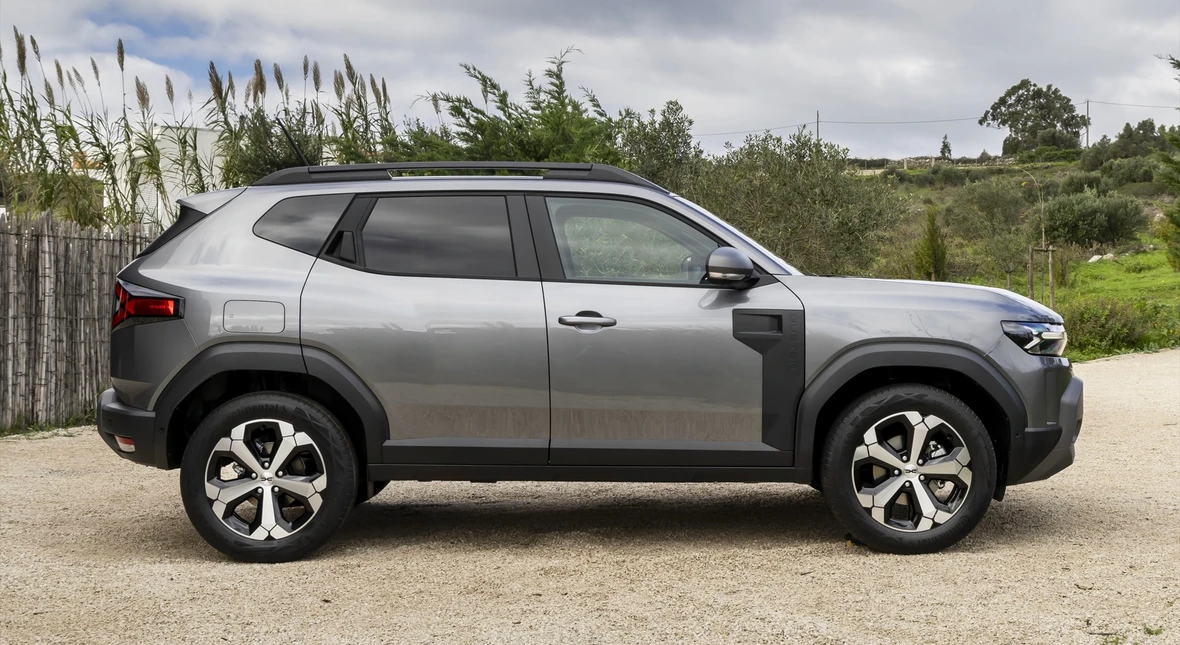 Image for Hybrydowy SUV Dacii za mniej niż 100 tys. zł. Podziękujcie Chińczykom