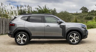 Hybrydowy SUV Dacii za mniej niż 100 tys. zł. Podziękujcie Chińczykom