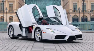 Unikatowe Ferrari Enzo na aukcji. Nie jest czerwone, ale i tak będzie drogie