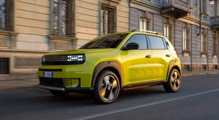 Fiat Grande Panda o 40 000 zł taniej. Nie ma co płakać za dopłatami