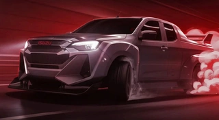 Zrobili wyścigowego pickupa. Raptor to przy nim szczeniaczek