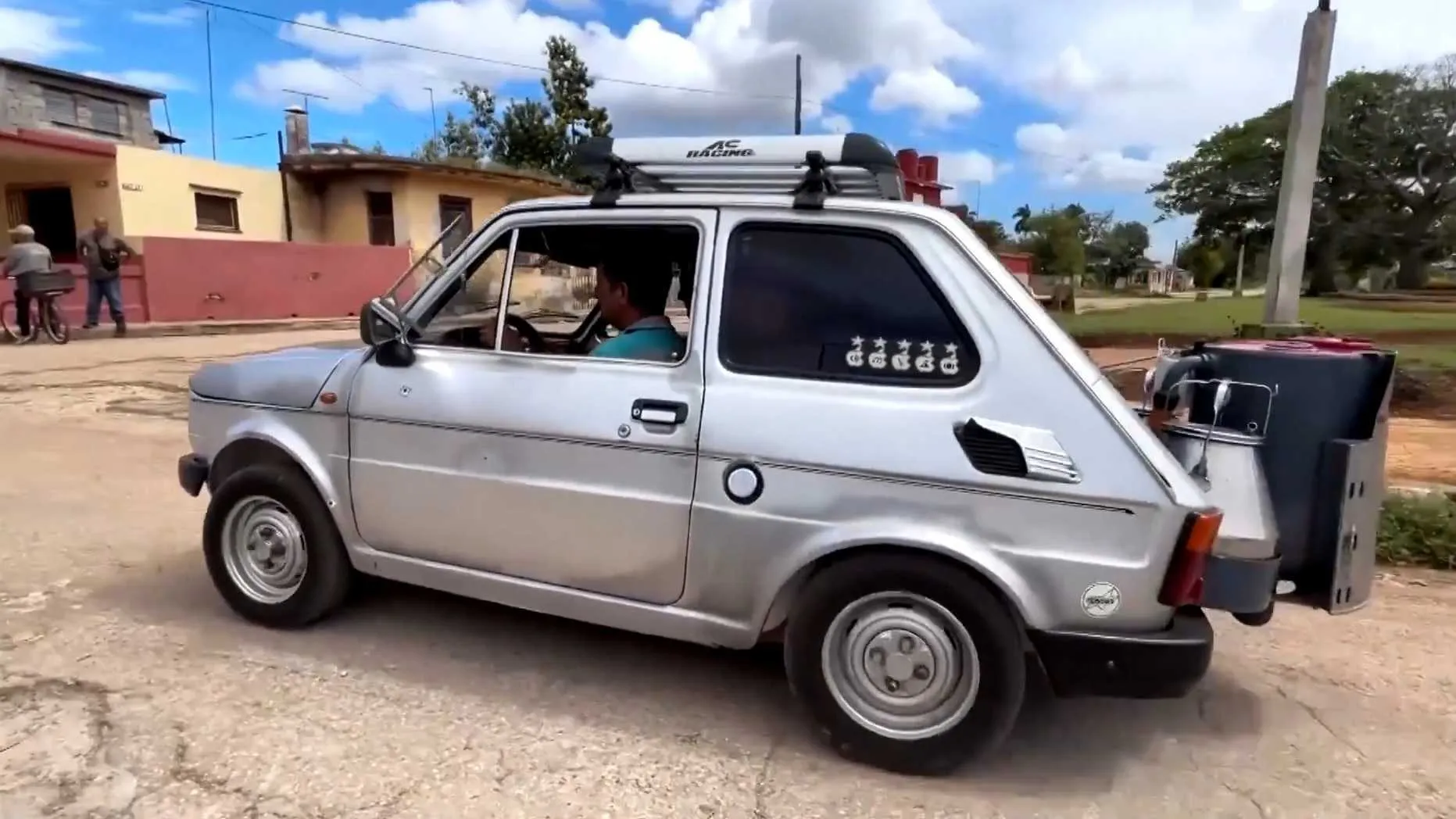 Ten Maluch na węgiel to mokry sen Przemysława Czarnka. Robi sroze z OZE